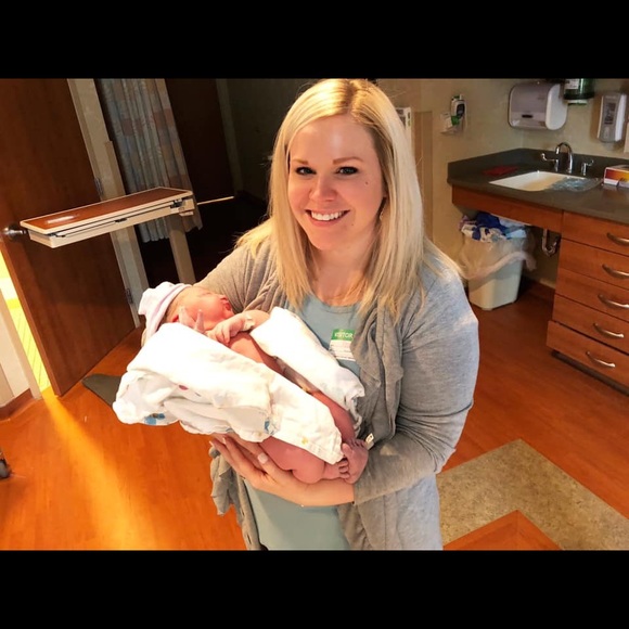 Meet your Posher, Abby - Picture 1 of 1